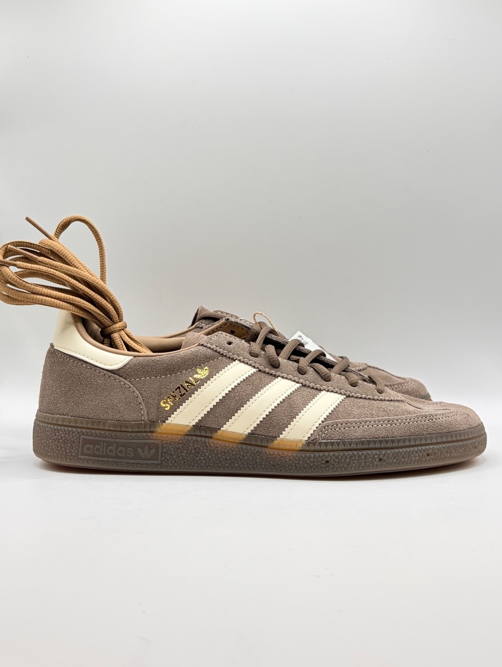 adidas Handball Spezial Earth Strata Wonder White Gum Men’s 9.5 / 10.5 Women